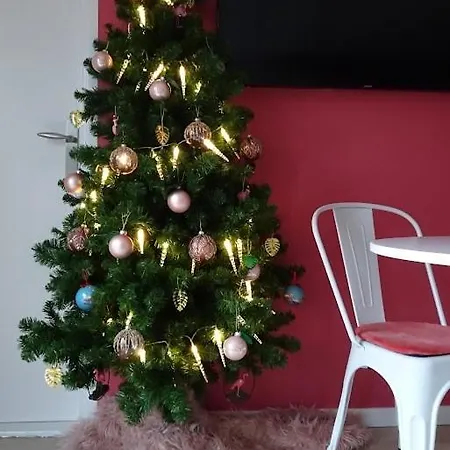 度假居 Delightful Tropical Retreat Close To The Sea